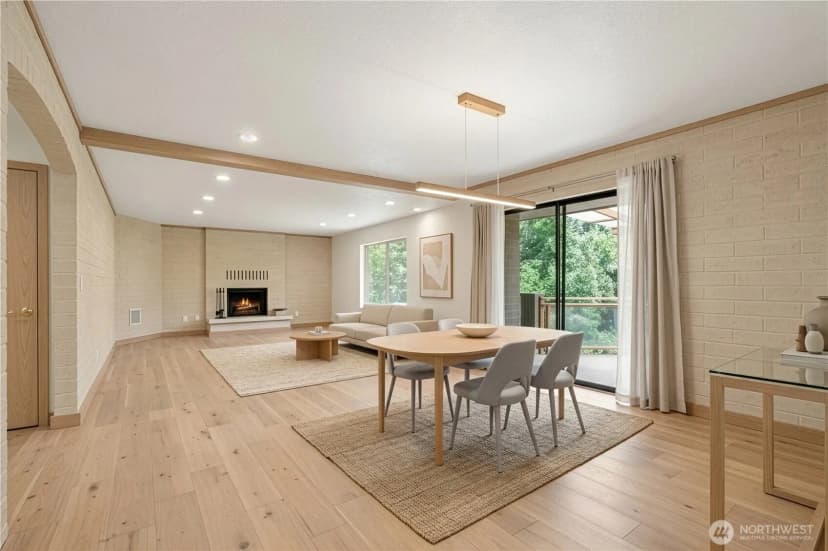 Property photo for 16058 36th Avenue Ne, Lake Forest Park photo 8