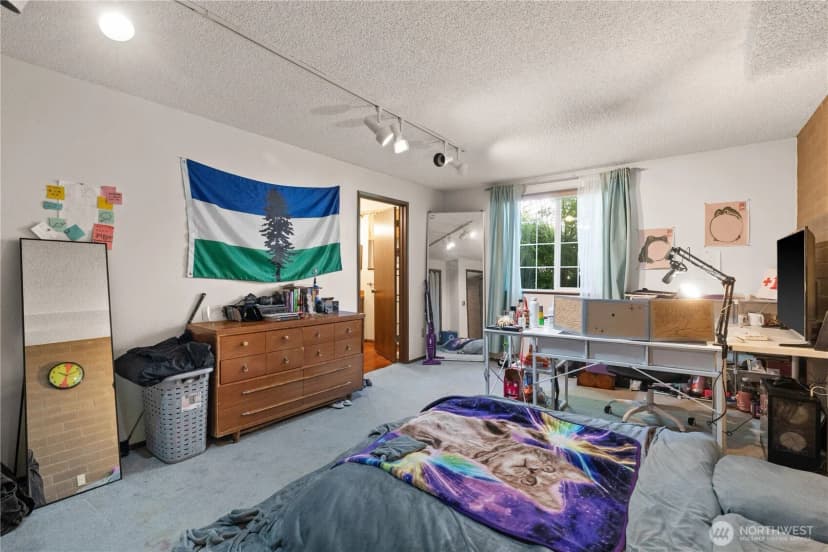 Property photo for 16058 36th Avenue Ne, Lake Forest Park photo 27