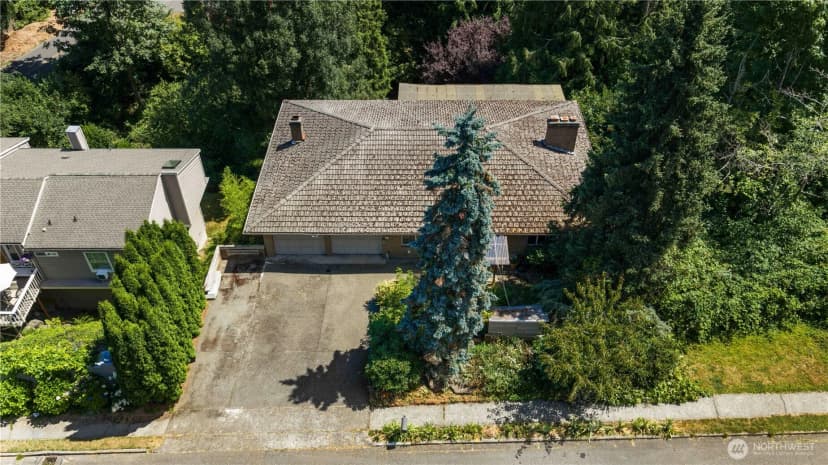Property photo for 16058 36th Avenue Ne, Lake Forest Park photo 35