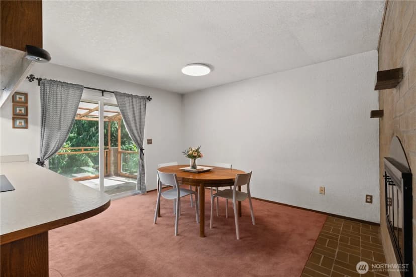 Property photo for 16058 36th Avenue Ne, Lake Forest Park photo 13