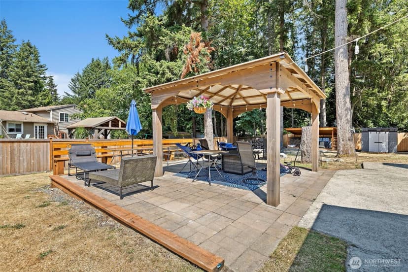 Property photo for 2522 230th Avenue Ne, Sammamish photo 3