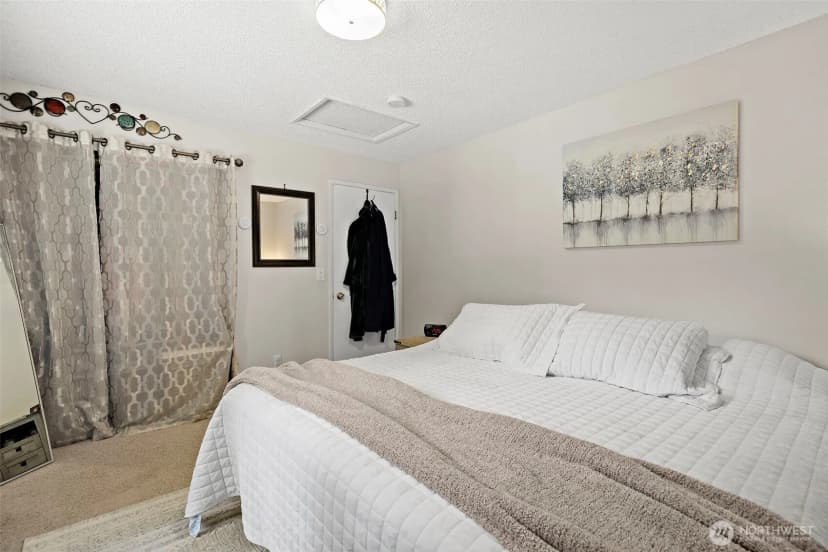 Property photo for 2522 230th Avenue Ne, Sammamish photo 17