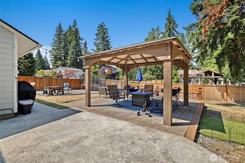 Property photo for 2522 230th Avenue Ne, Sammamish photo 27