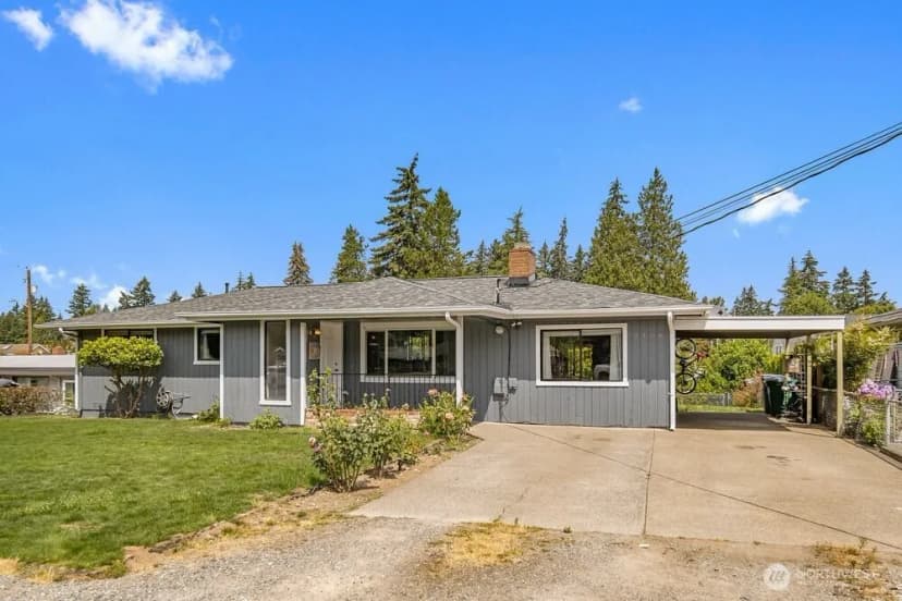 Property photo for 2406 Ne 24th Street, Renton photo 2