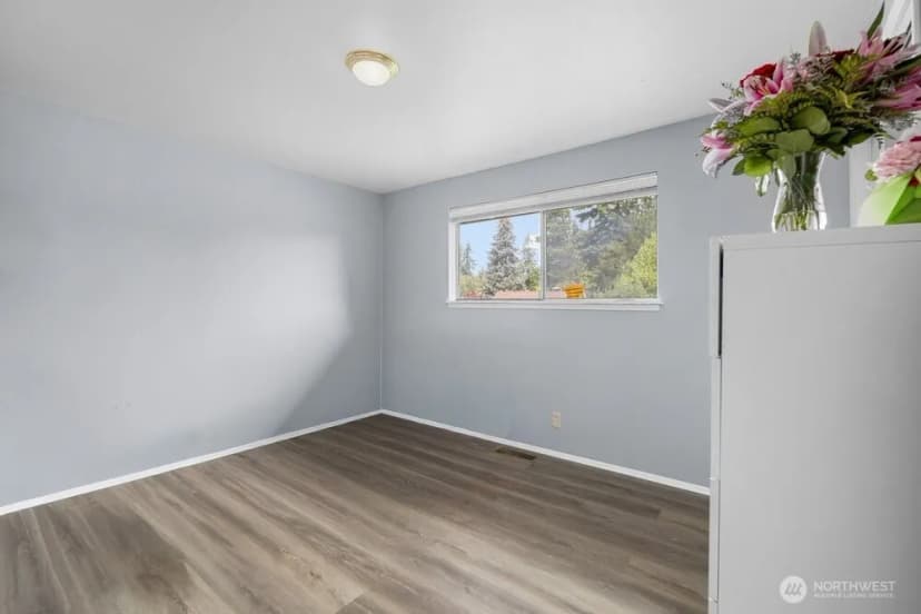 Property photo for 2406 Ne 24th Street, Renton photo 19
