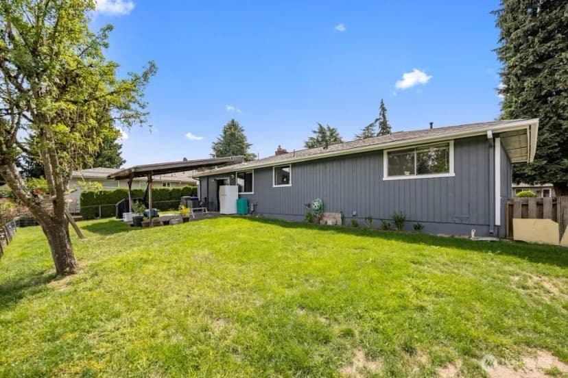Property photo for 2406 Ne 24th Street, Renton photo 20