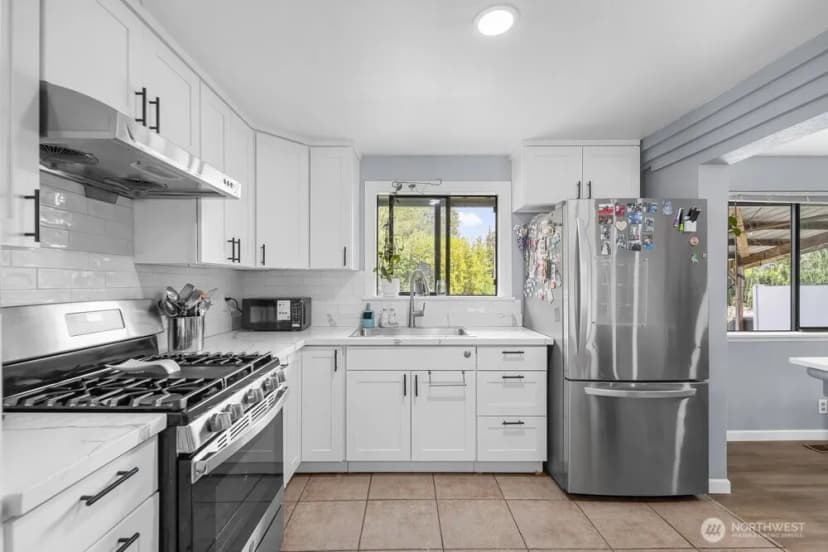 Property photo for 2406 Ne 24th Street, Renton photo 11