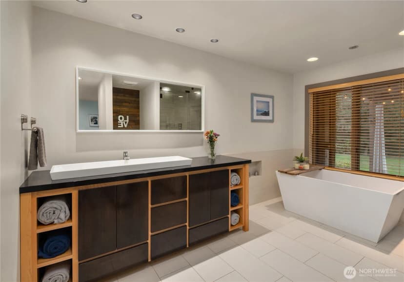 Property photo for 19020 Ne 132nd Street, Woodinville photo 18