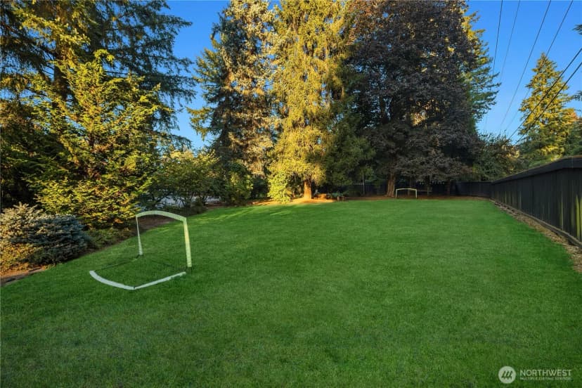 Property photo for 19020 Ne 132nd Street, Woodinville photo 36