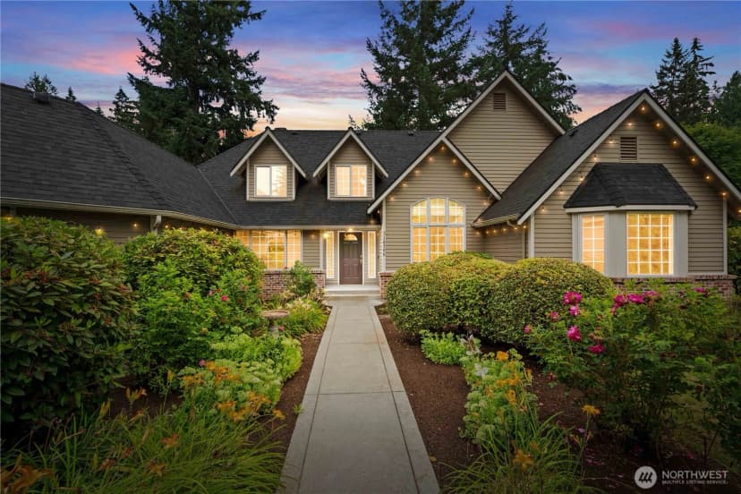 Property photo for 10306 192nd Avenue Ne, Redmond photo 3