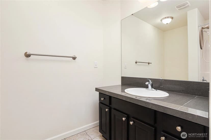 Property photo for 3008 Sw Berwick Drive, Oak Harbor photo 19