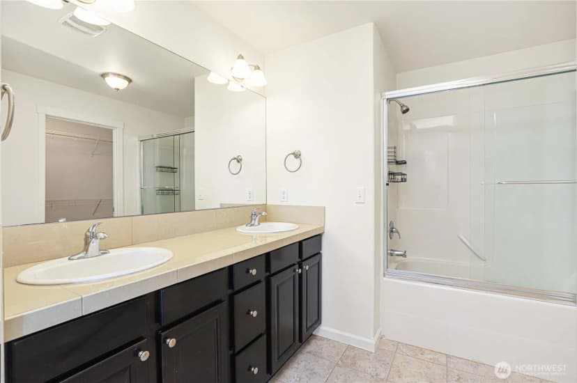 Property photo for 3008 Sw Berwick Drive, Oak Harbor photo 14