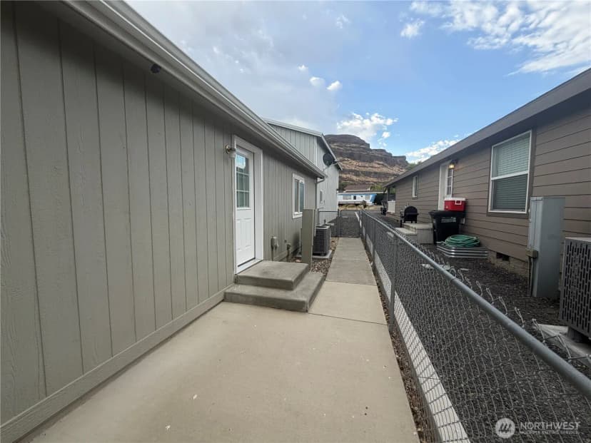 Property photo for 616 Hunter Avenue Sw, Quincy photo 28