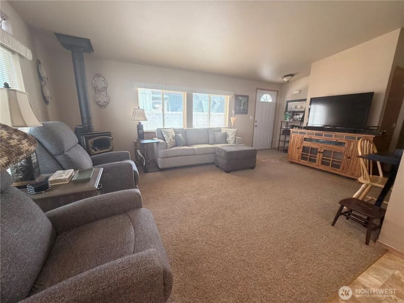 Property photo for 616 Hunter Avenue Sw, Quincy photo 7