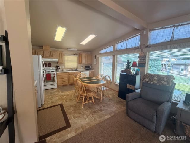 Property photo for 616 Hunter Avenue Sw, Quincy photo 3