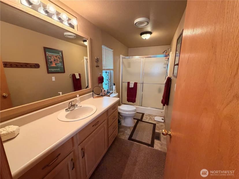 Property photo for 616 Hunter Avenue Sw, Quincy photo 13