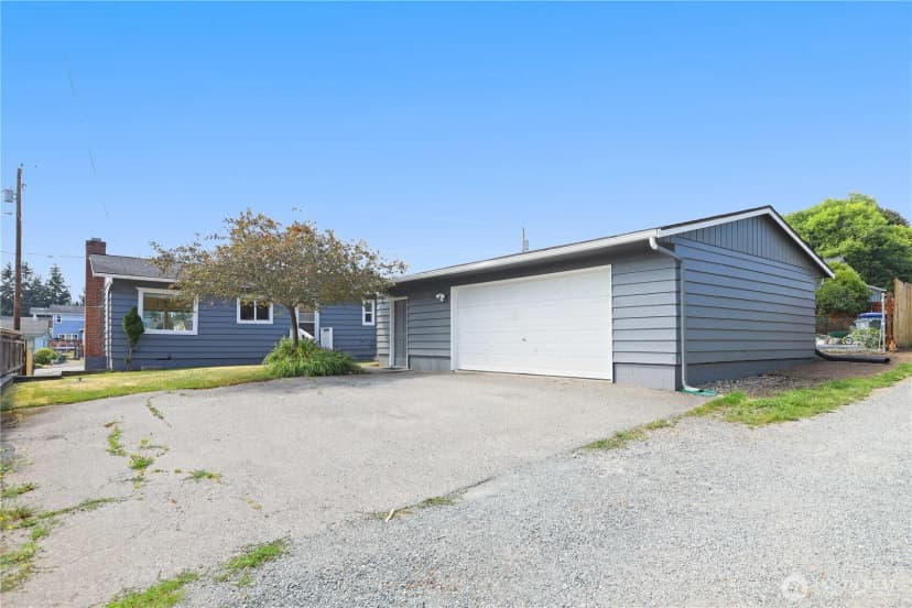 Property photo for 1308 16th Street, Anacortes photo 16