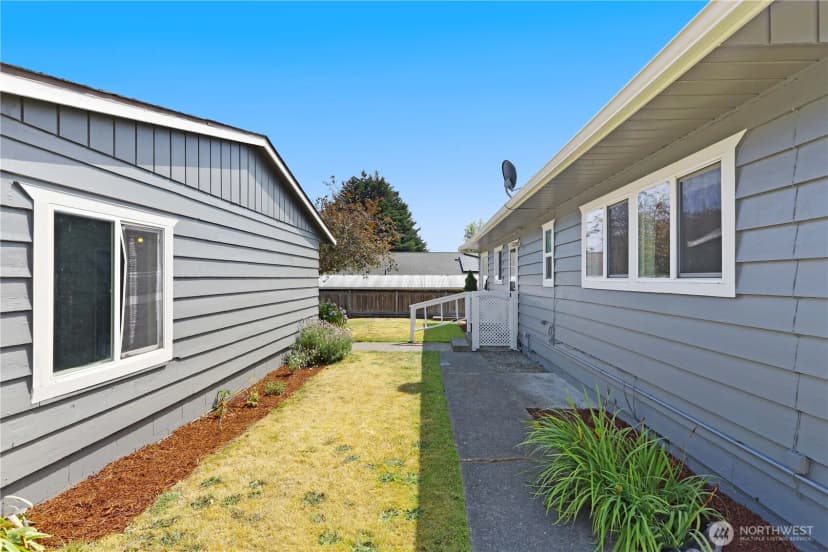 Property photo for 1308 16th Street, Anacortes photo 14
