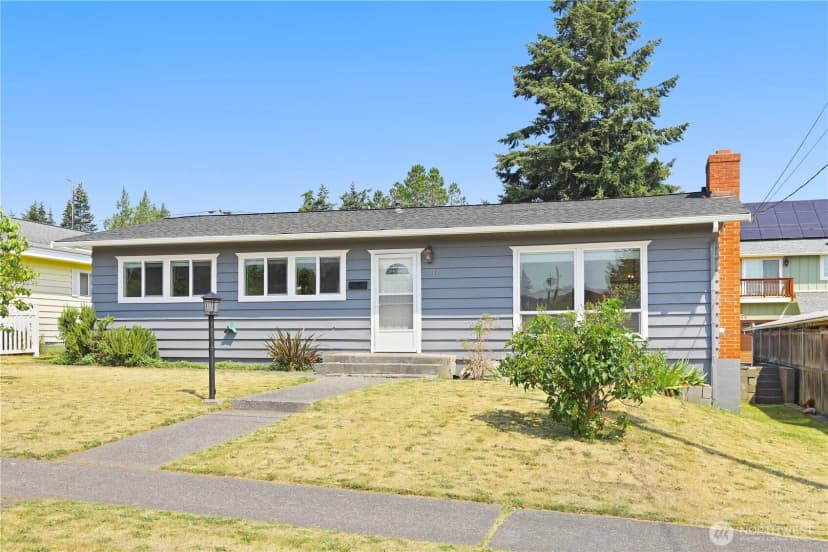 Property photo for 1308 16th Street, Anacortes