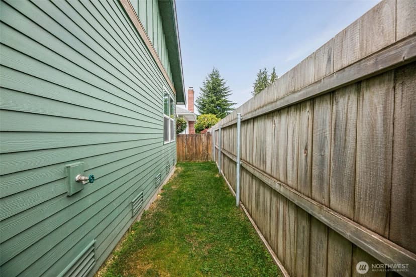 Property photo for 303 E Highland Drive, Arlington photo 32