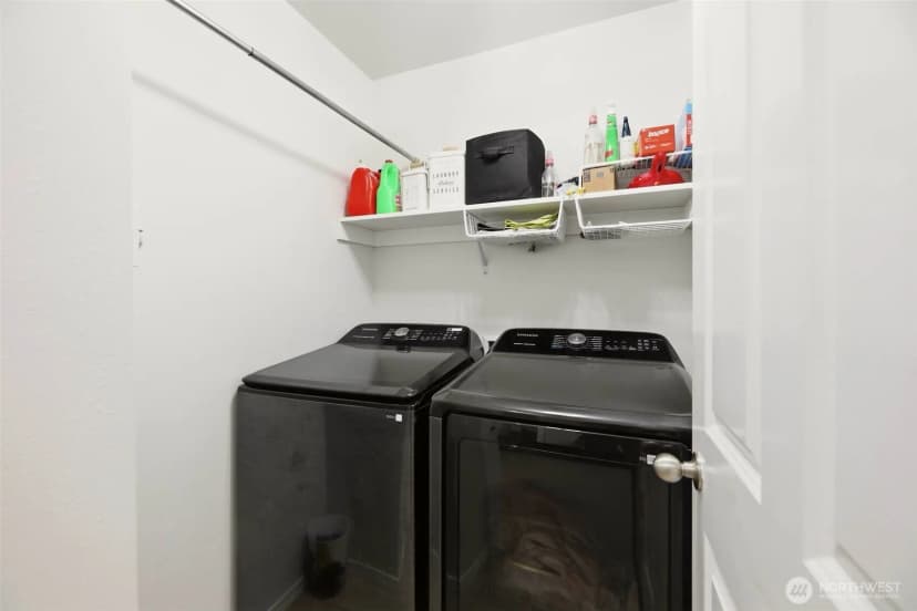 Property photo for 303 E Highland Drive, Arlington photo 26