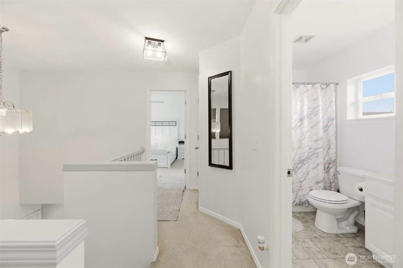 Property photo for 303 E Highland Drive, Arlington photo 22