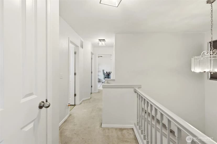Property photo for 303 E Highland Drive, Arlington photo 21
