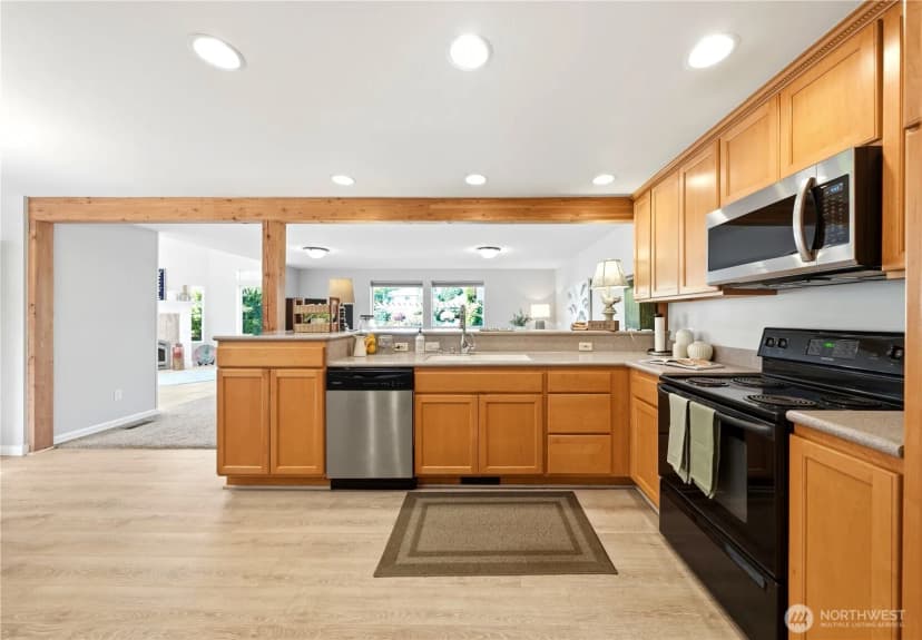 Property photo for 20611 6th Place W, Lynnwood photo 14