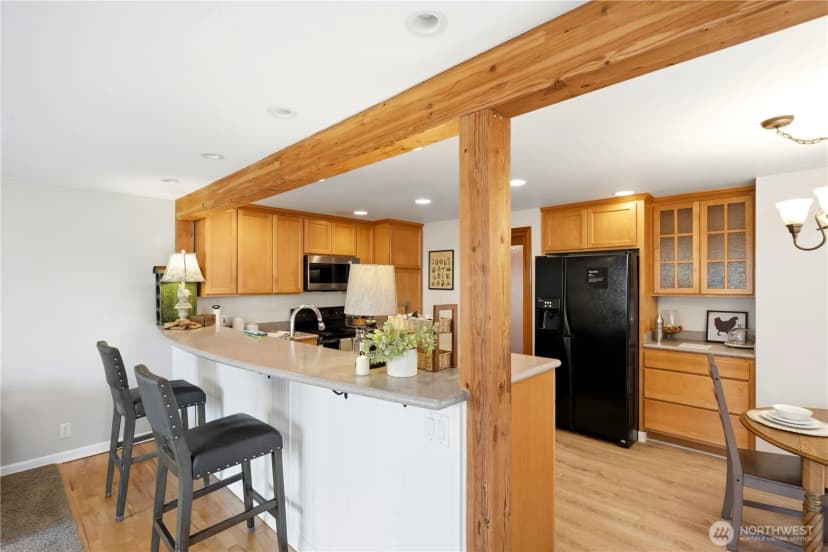 Property photo for 20611 6th Place W, Lynnwood photo 12