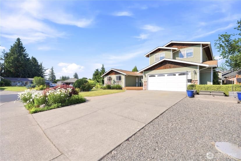 Property photo for 20611 6th Place W, Lynnwood photo 39