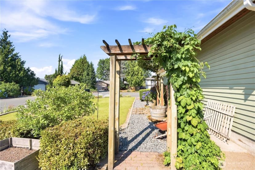 Property photo for 20611 6th Place W, Lynnwood photo 33