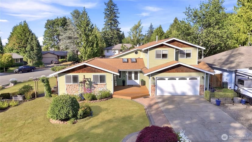 Property photo for 20611 6th Place W, Lynnwood photo 3