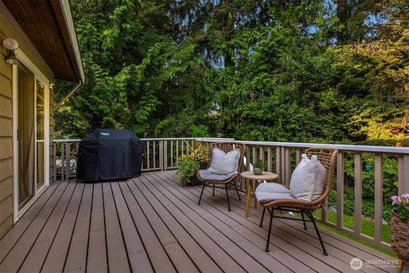 Property photo for 23823 86th Avenue W, Edmonds photo 32
