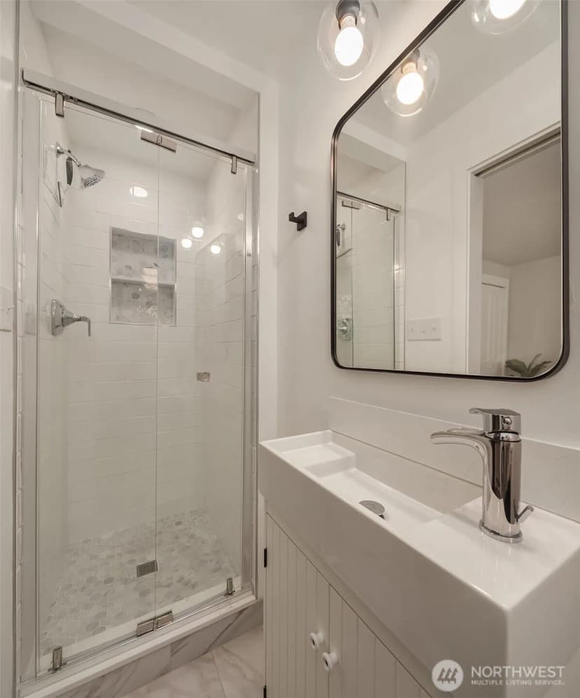Property photo for 23823 86th Avenue W, Edmonds photo 17