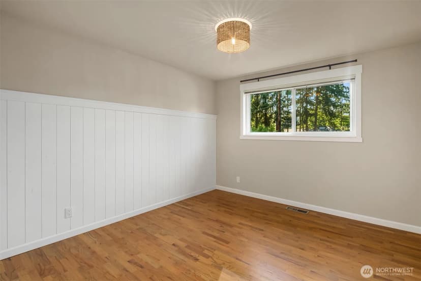 Property photo for 23823 86th Avenue W, Edmonds photo 18