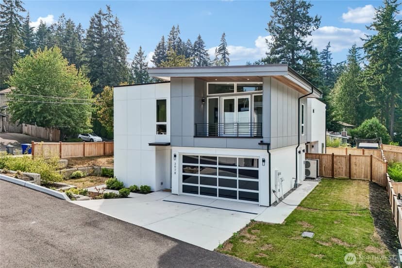 Property photo for 3978 162nd Place Se, Bellevue photo 37