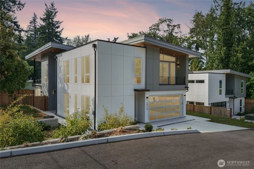 Property photo for 3978 162nd Place Se, Bellevue photo 2