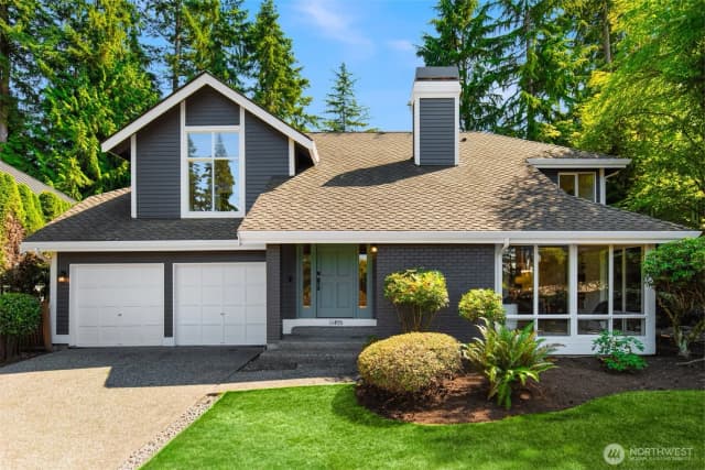 Property photo for 11405 Ne 104th Street, Kirkland, WA 98033