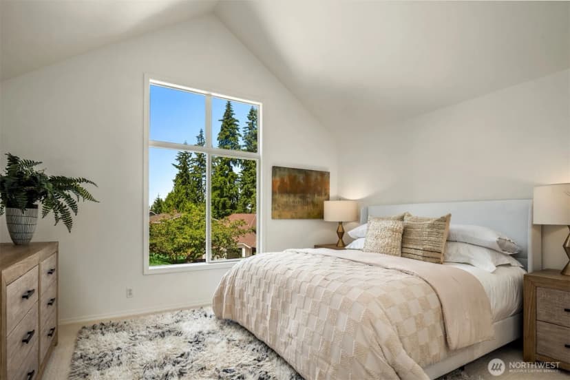 Property photo for 11405 Ne 104th Street, Kirkland photo 20