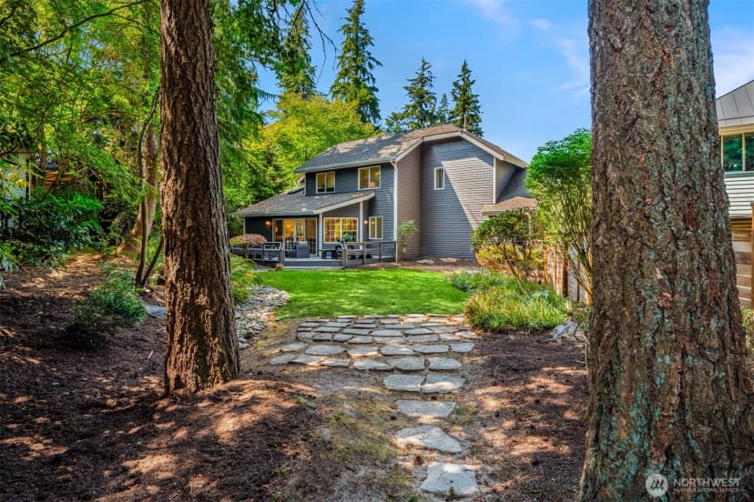 Property photo for 11405 Ne 104th Street, Kirkland photo 35