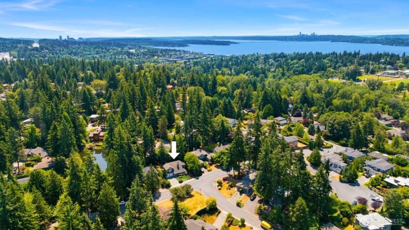 Property photo for 11405 Ne 104th Street, Kirkland photo 39