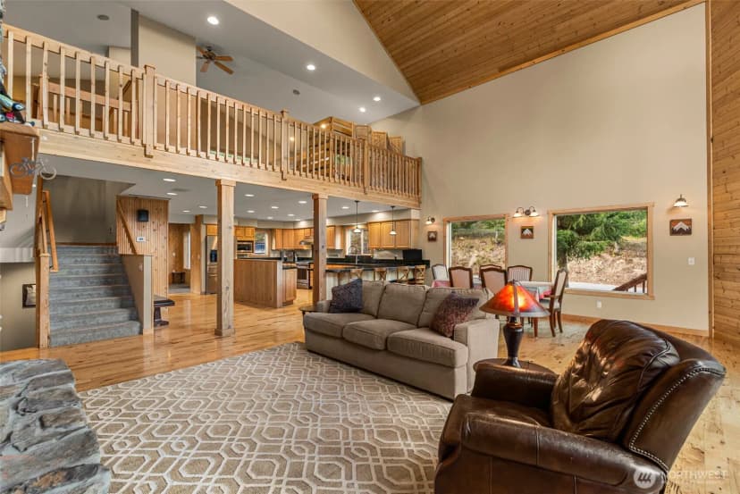Property photo for 6725 Forest Ridge Drive, Wenatchee photo 9
