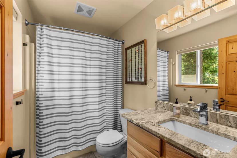 Property photo for 6725 Forest Ridge Drive, Wenatchee photo 17