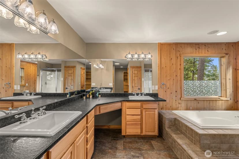 Property photo for 6725 Forest Ridge Drive, Wenatchee photo 21