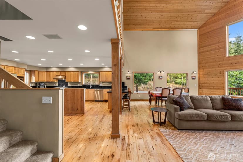 Property photo for 6725 Forest Ridge Drive, Wenatchee photo 10