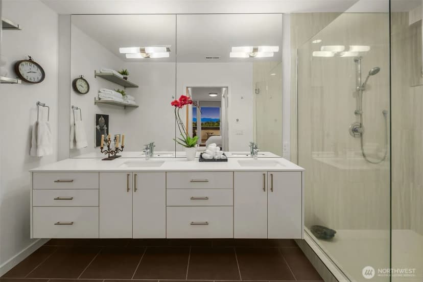 Property photo for 431 26th Avenue E, Seattle photo 22