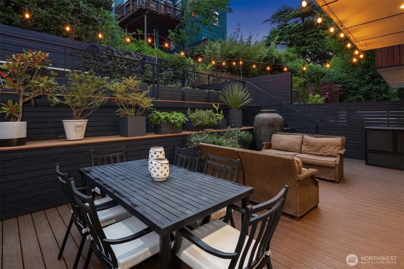 Property photo for 431 26th Avenue E, Seattle photo 16
