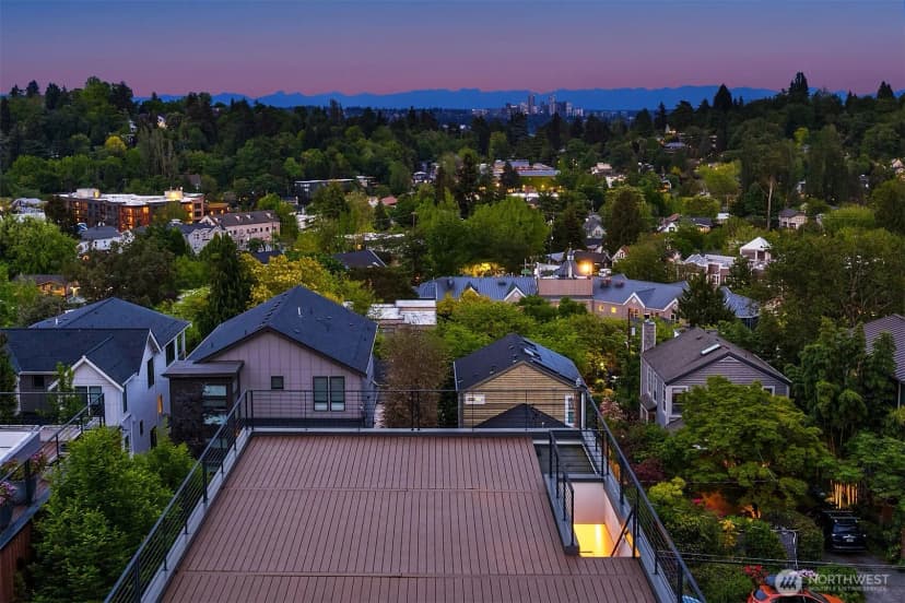 Property photo for 431 26th Avenue E, Seattle photo 35