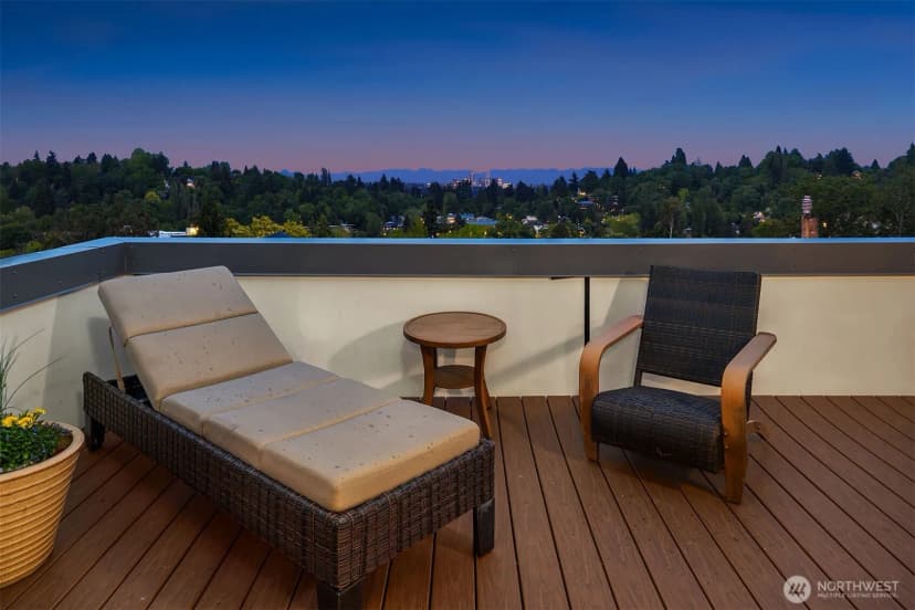 Property photo for 431 26th Avenue E, Seattle photo 21