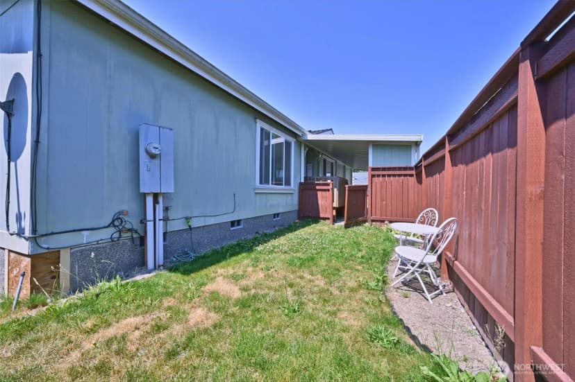 Property photo for 2012 94th Street Ct E, Tacoma photo 28